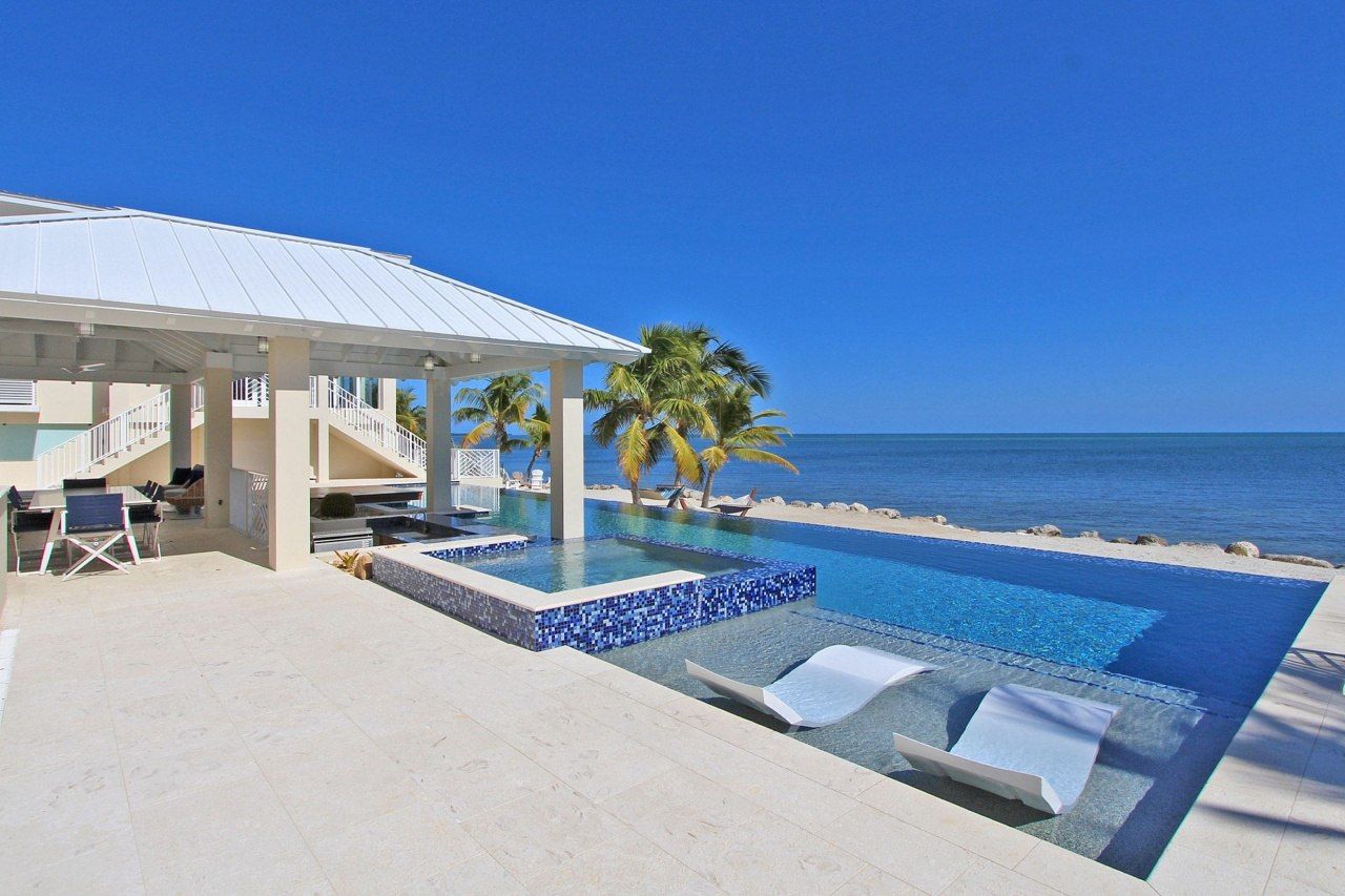 30 Ocean Front Drive, Key Largo, FL 33037 Photo