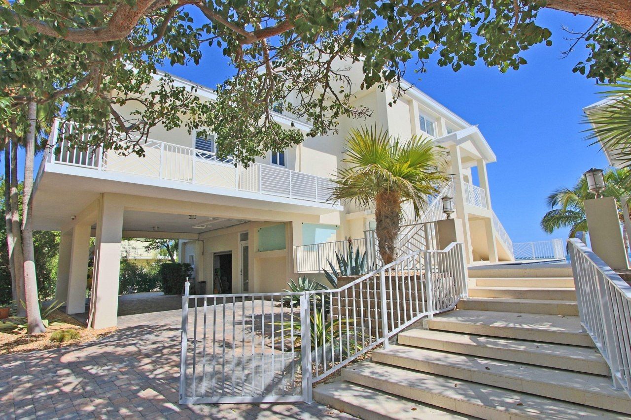 30 Ocean Front Drive, Key Largo, FL 33037 Photo