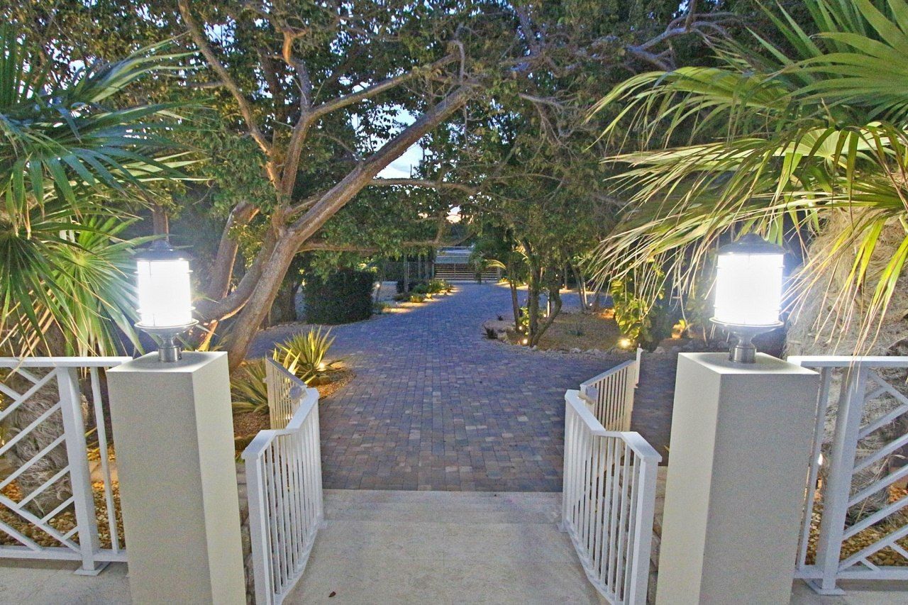 30 Ocean Front Drive, Key Largo, FL 33037 Photo