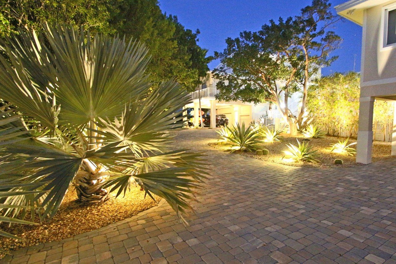 30 Ocean Front Drive, Key Largo, FL 33037 Photo