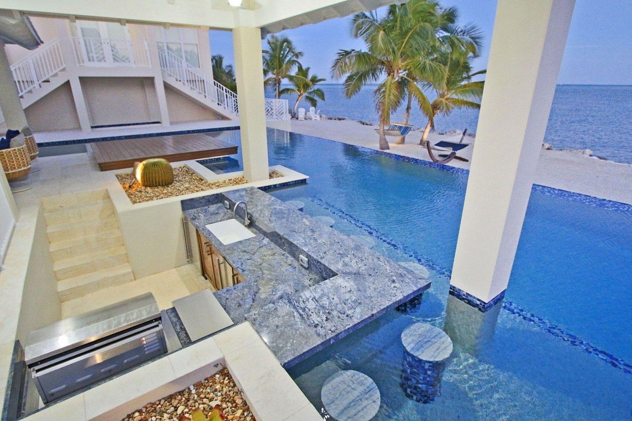 30 Ocean Front Drive, Key Largo, FL 33037 Photo