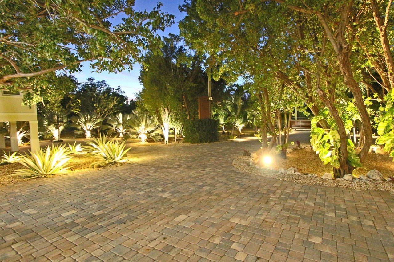 30 Ocean Front Drive, Key Largo, FL 33037 Photo