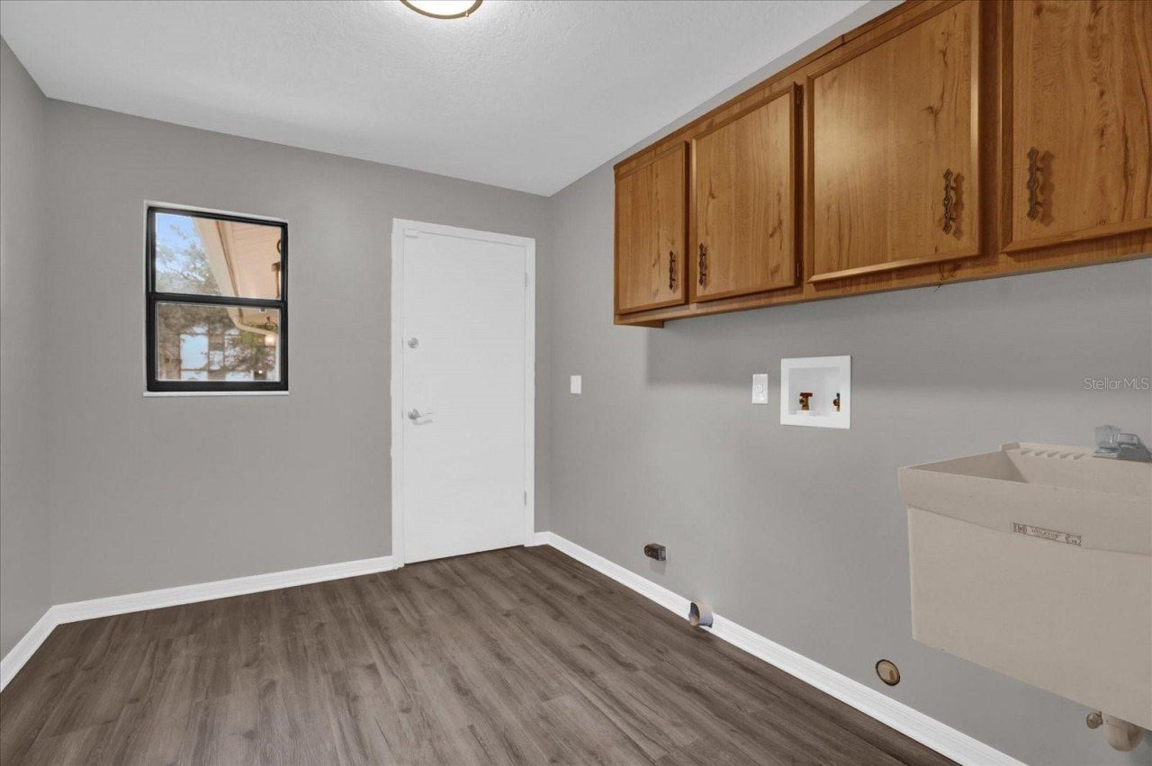 3966 Lake Mira Drive, Orlando, FL 32817 Photo