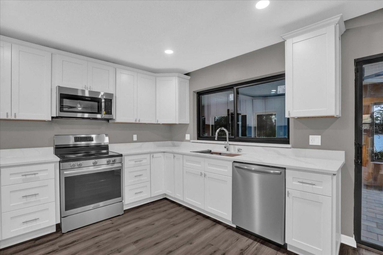 3966 Lake Mira Drive, Orlando, FL 32817 Photo