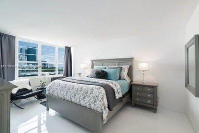 100 Lincoln Rd, Unit 739, Miami Beach, FL 33139 Photo