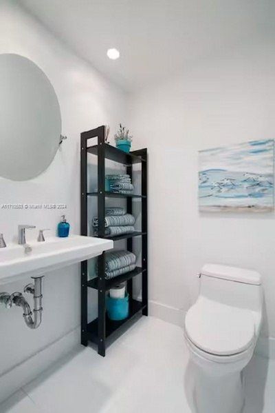 100 Lincoln Rd, Unit 739, Miami Beach, FL 33139 Photo