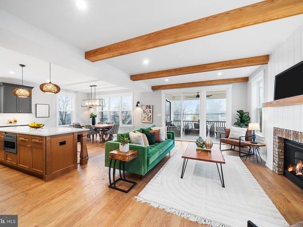 218 HENDRICKS AVENUE, EXTON, PA 19341