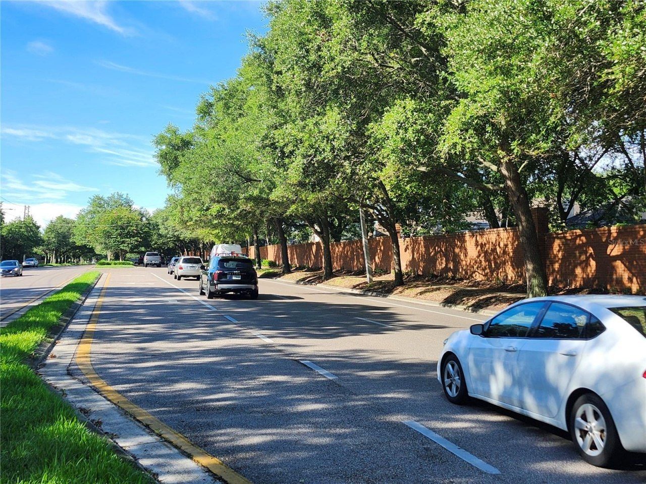 1955 S Apopka Vineland Road, Orlando, FL 32835 Photo