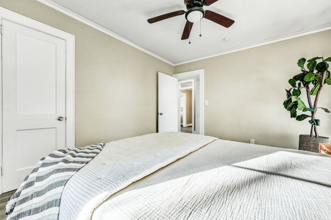 2675 Houston Street Photo 13