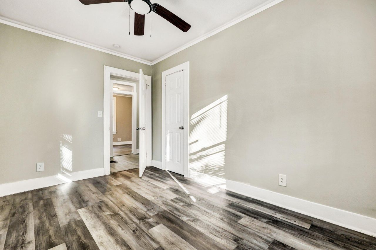 2675 Houston Street Photo 16