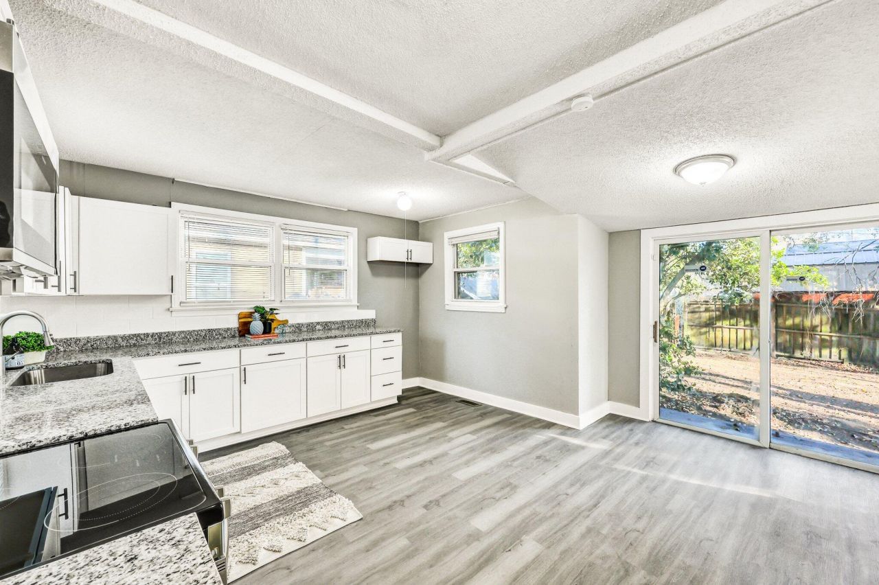 2675 Houston Street Photo 18