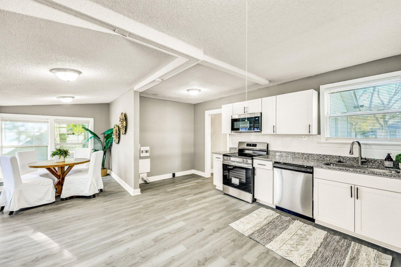 2675 Houston Street Photo 20