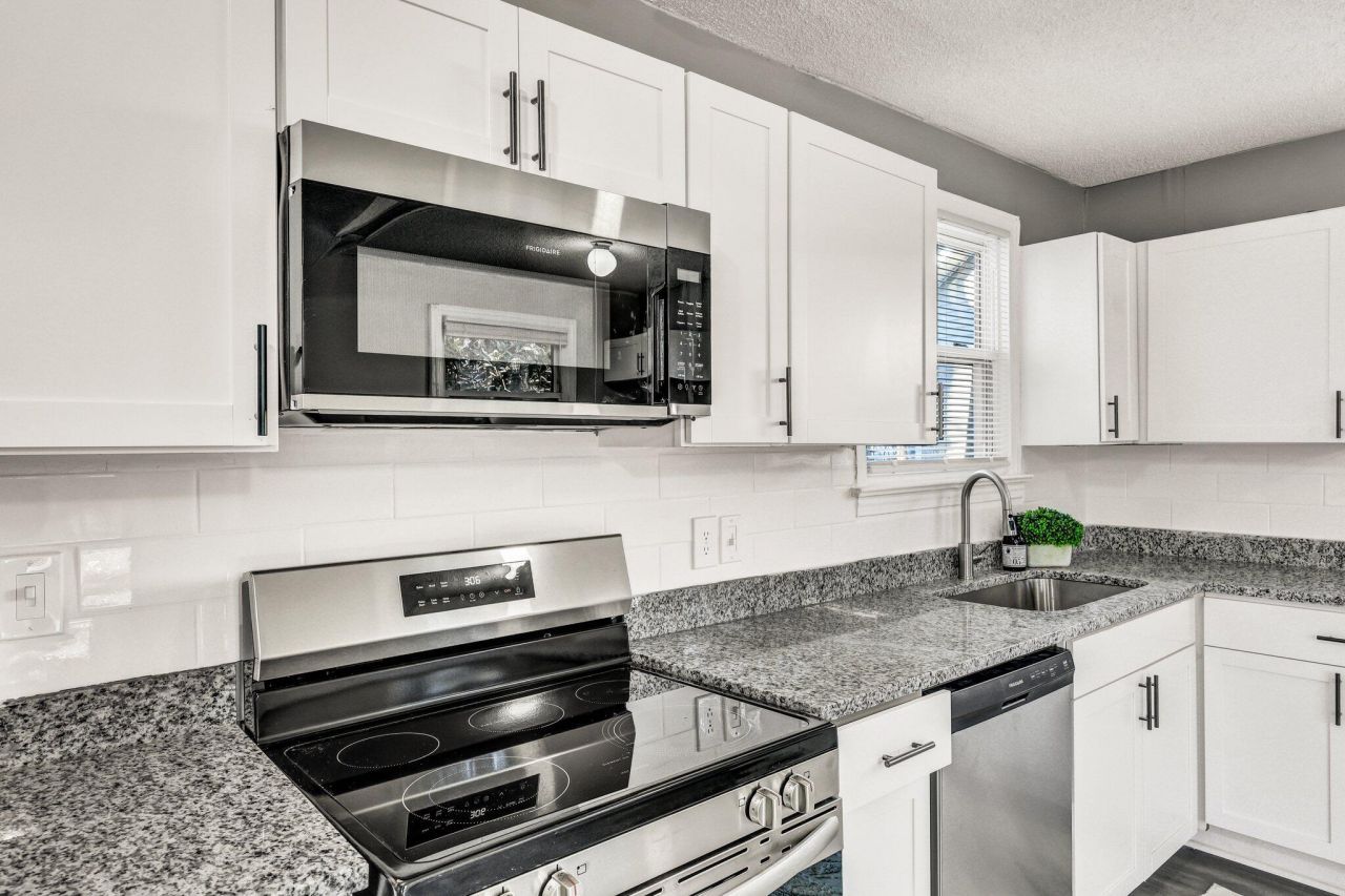 2675 Houston Street Photo 21