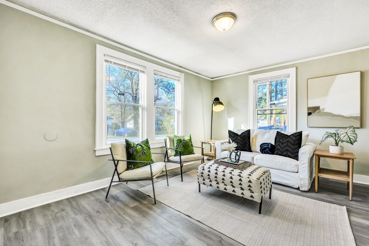 2675 Houston Street Photo 4