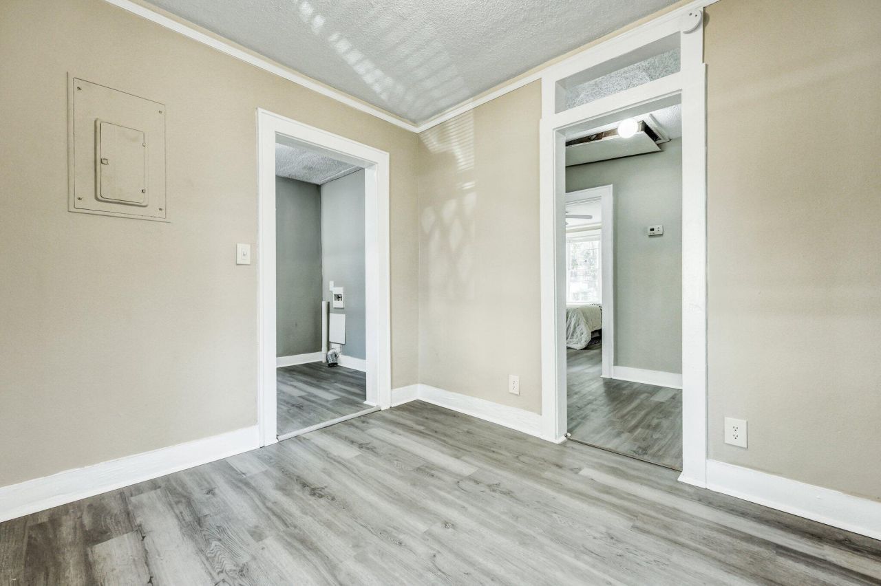 2675 Houston Street Photo 7