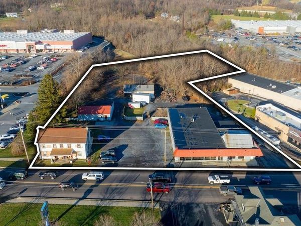 878 E MAIN STREET, EPHRATA, PA 17522