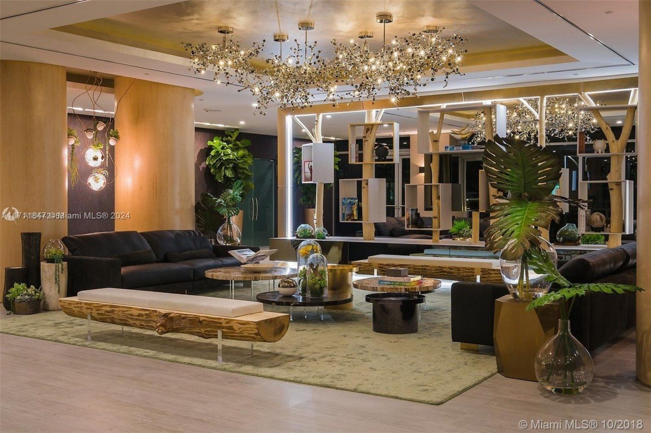 488 NE 18th St, Unit 2705, Miami, FL 33132 Photo