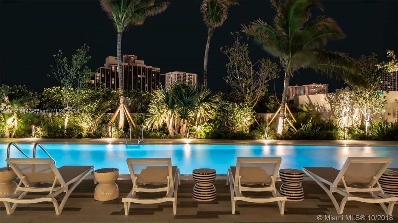 488 NE 18th St, Unit 2705, Miami, FL 33132 Photo