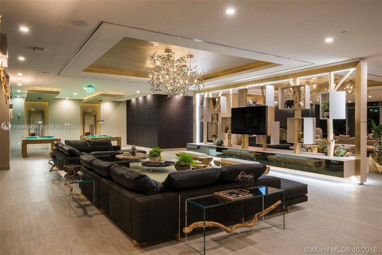 488 NE 18th St, Unit 2705, Miami, FL 33132 Photo