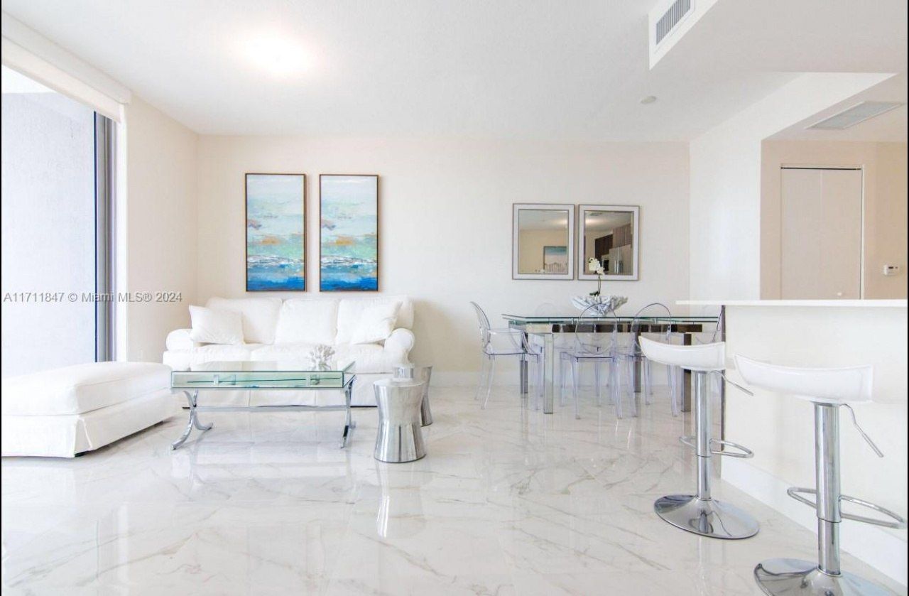 488 NE 18th St, Unit 2705, Miami, FL 33132 Photo