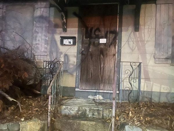 4817 Little Neck Pkwy, Little Neck, NY 11362