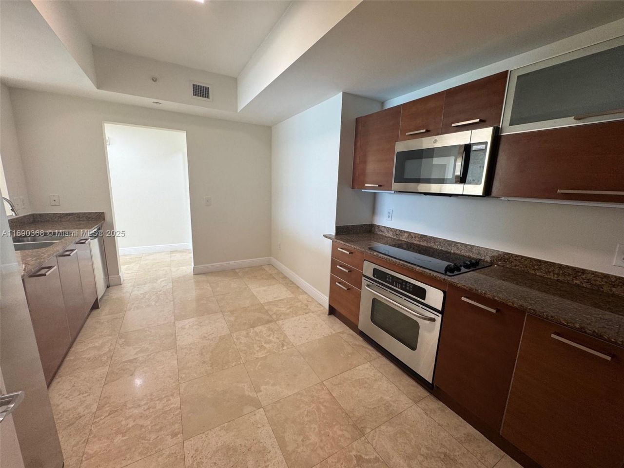 3330 NE 190 St, Unit 1215, Aventura, FL 33180 Photo