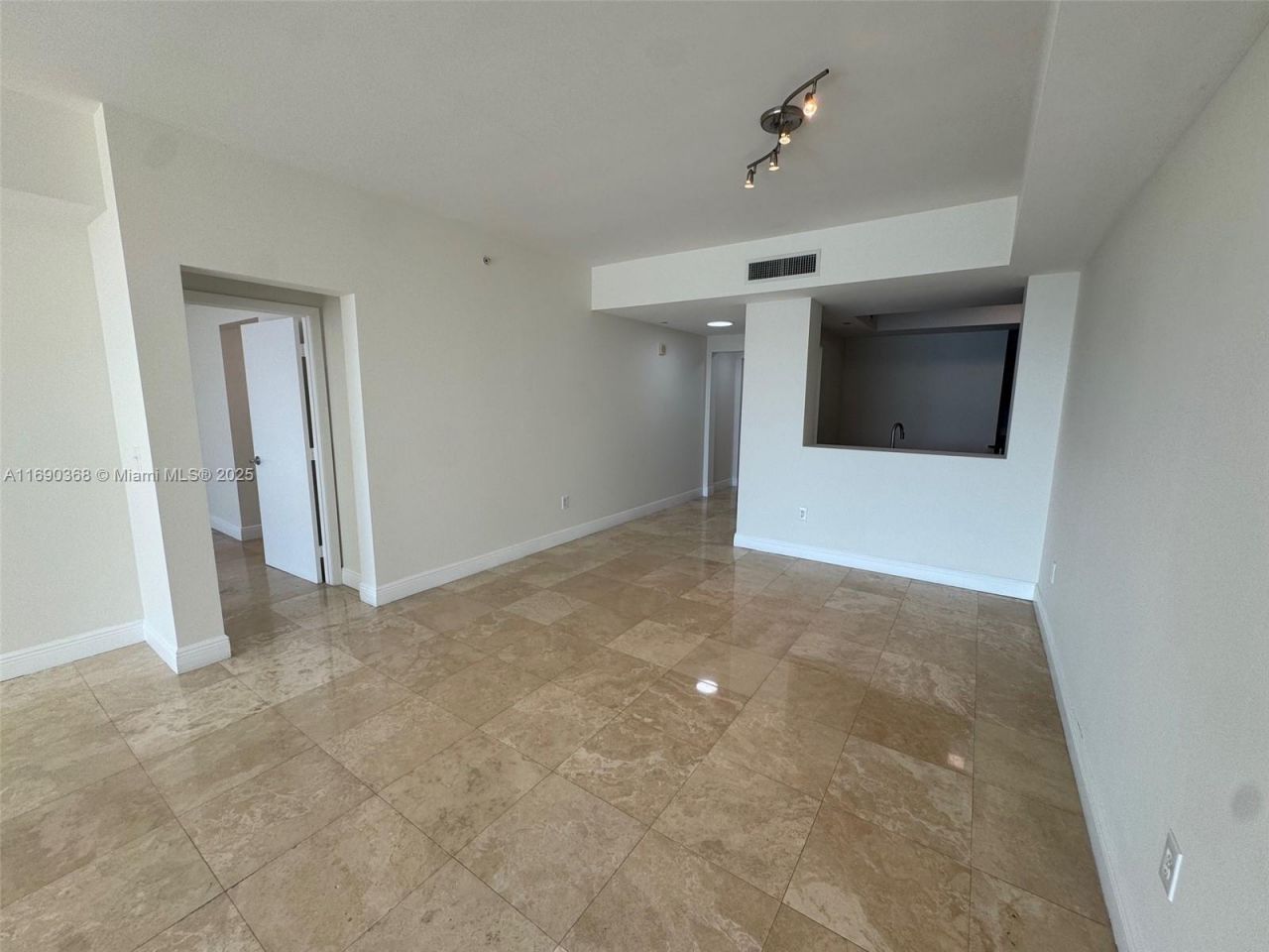 3330 NE 190 St, Unit 1215, Aventura, FL 33180 Photo
