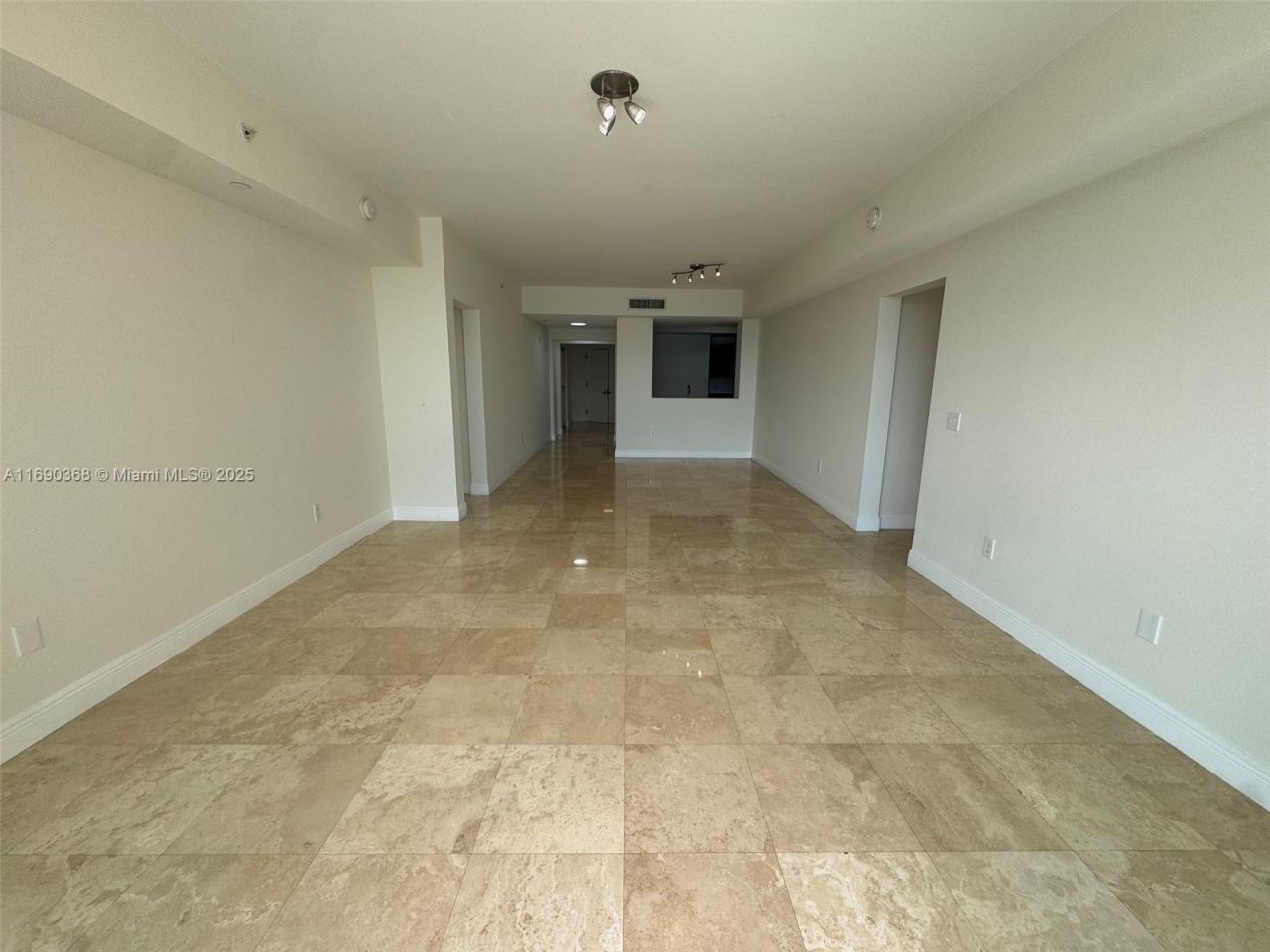 3330 NE 190 St, Unit 1215, Aventura, FL 33180 Photo