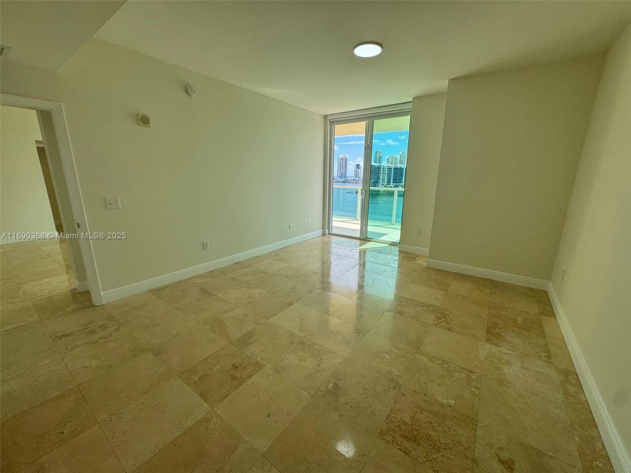 3330 NE 190 St, Unit 1215, Aventura, FL 33180 Photo
