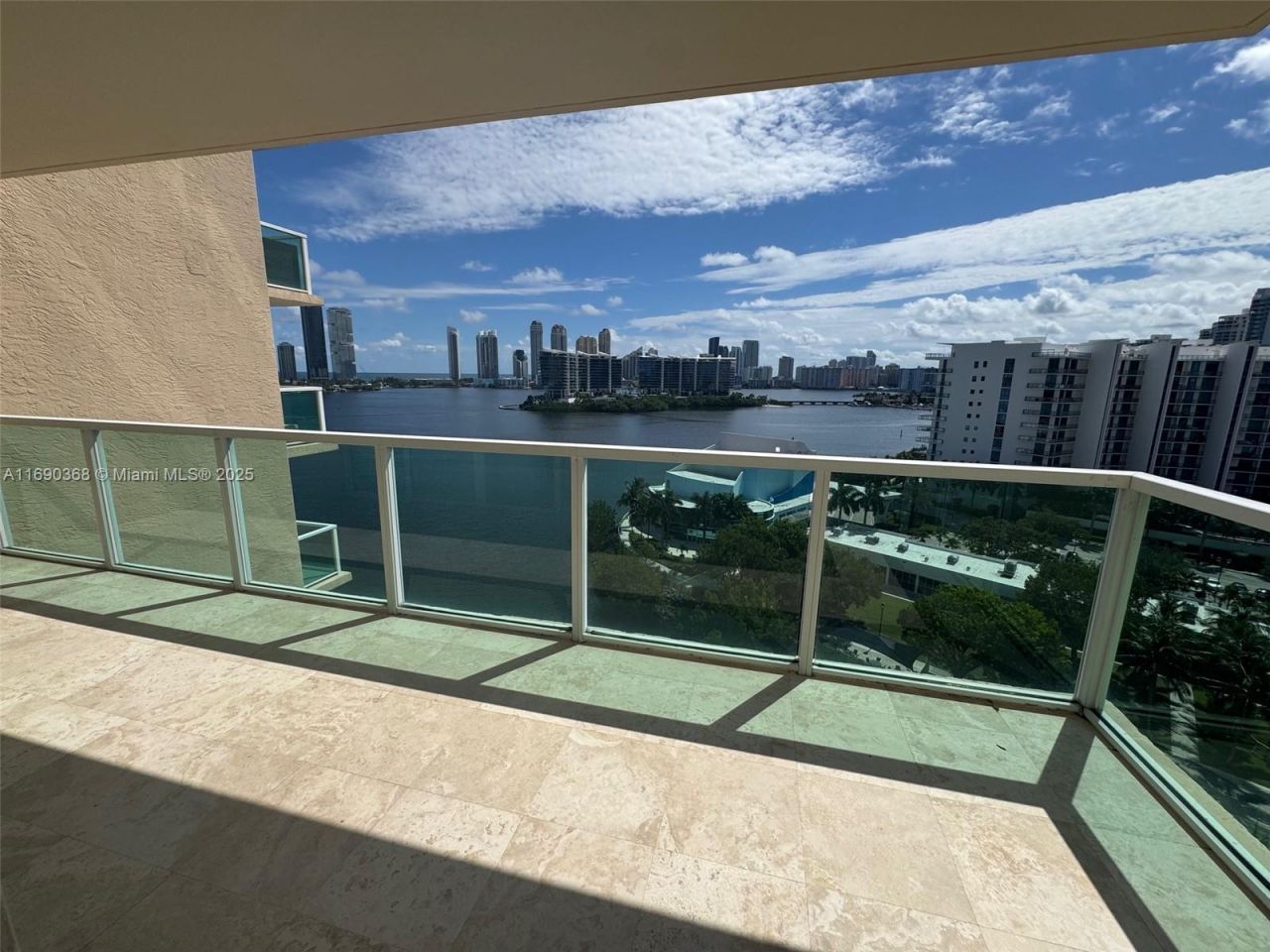 3330 NE 190 St, Unit 1215, Aventura, FL 33180 Photo