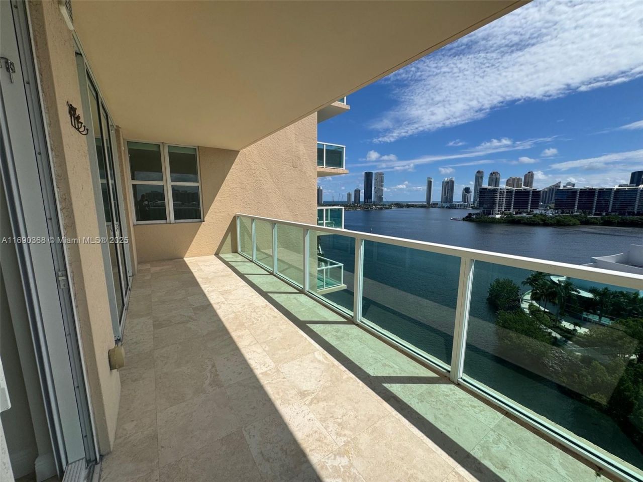 3330 NE 190 St, Unit 1215, Aventura, FL 33180 Photo