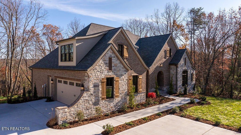 268 Stonehenge Drive, Crossville, TN 38558 Main Photo