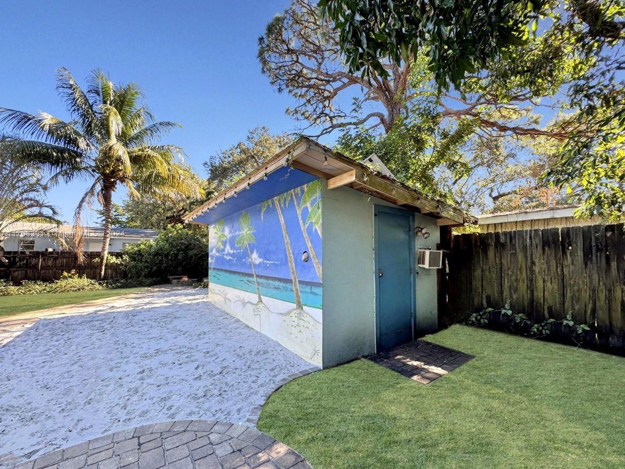 1820 SW 11th Ct, Fort Lauderdale, FL 33312 Photo