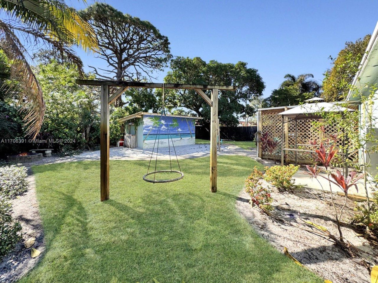 1820 SW 11th Ct, Fort Lauderdale, FL 33312 Photo