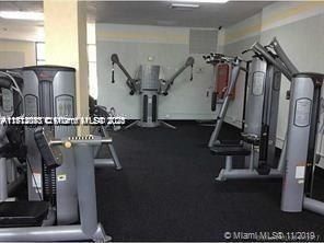 400 Kings Point Dr, Unit 1006, Sunny Isles Beach, FL 33160 Photo