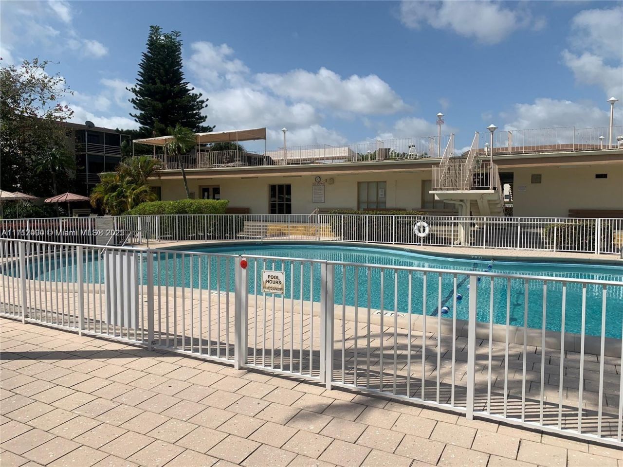 1395 NE 167th St, Unit 209, Miami, FL 33162 Photo