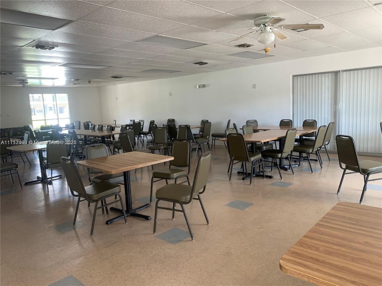 1395 NE 167th St, Unit 209, Miami, FL 33162 Photo