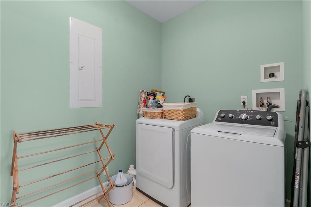 2690 Gull Ct, Saint James City, FL 33956 Photo