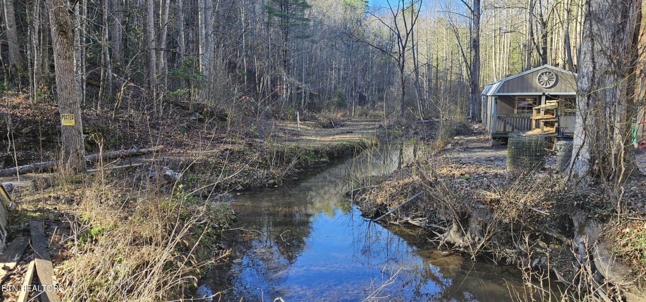 511 Belcher Loop, Tellico Plains, TN 37385 Main Photo