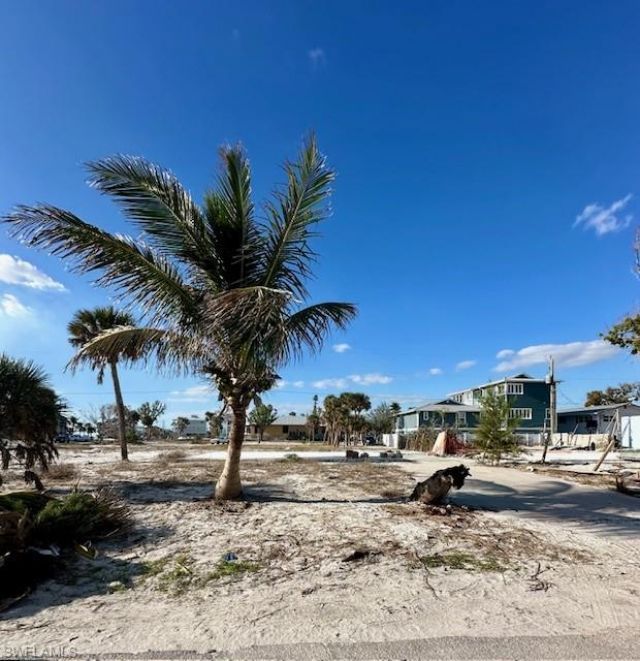 111 Hibiscus Dr, Fort Myers Beach, FL 33931 Photo