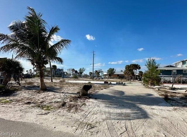 111 Hibiscus Dr, Fort Myers Beach, FL 33931 Photo