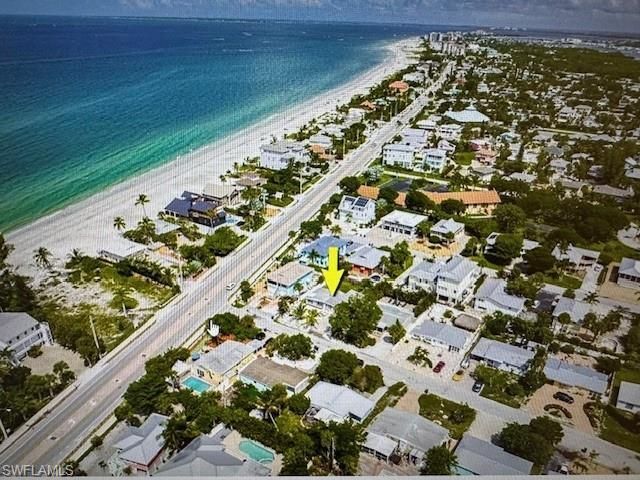 111 Hibiscus Dr, Fort Myers Beach, FL 33931 Photo