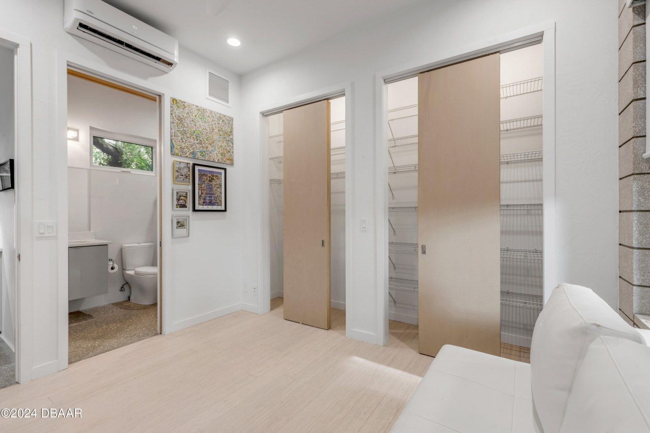 210 Florida Avenue, New Smyrna Beach, FL 32169 Photo