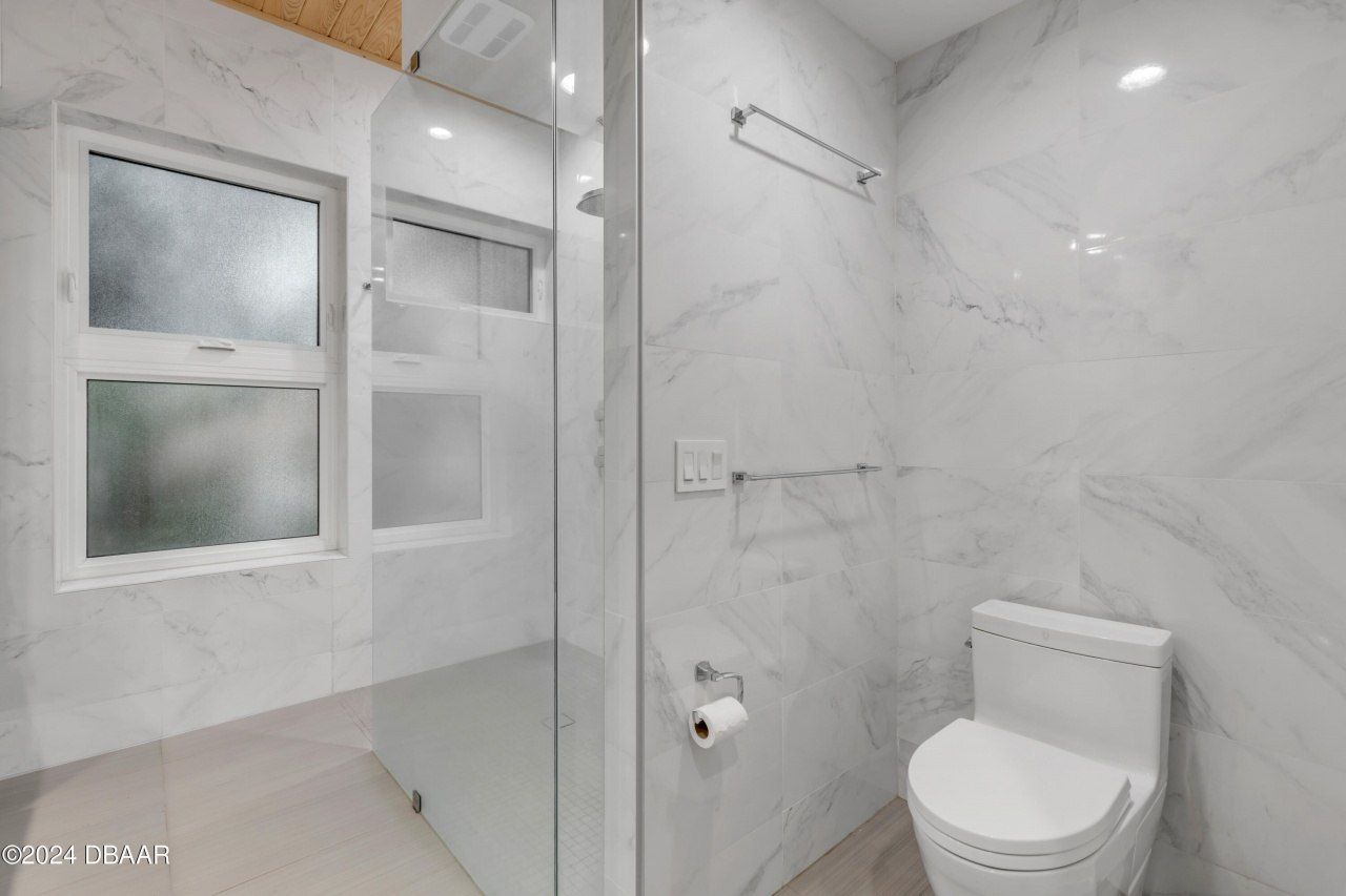 210 Florida Avenue, New Smyrna Beach, FL 32169 Photo