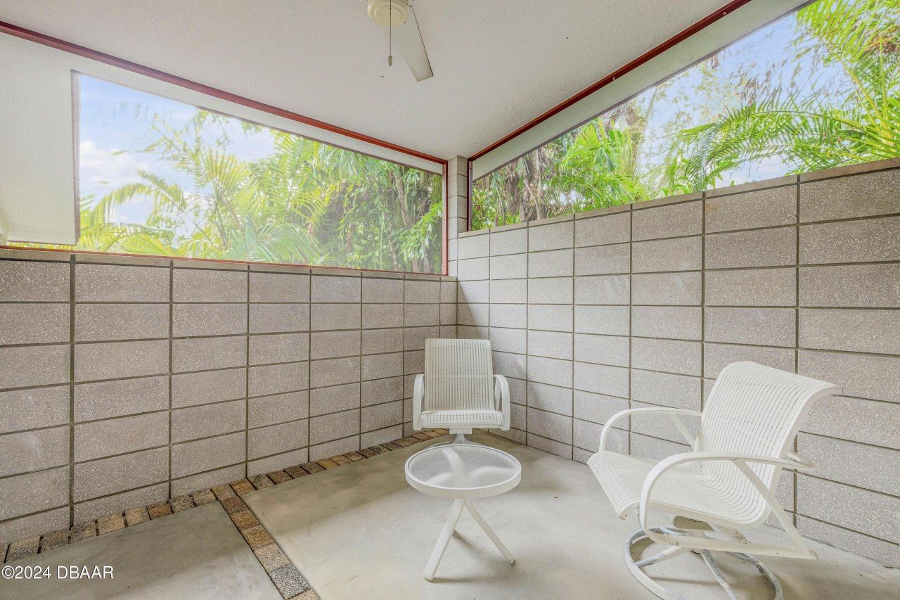 210 Florida Avenue, New Smyrna Beach, FL 32169 Photo