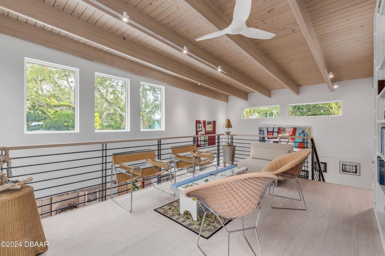 210 Florida Avenue, New Smyrna Beach, FL 32169 Photo