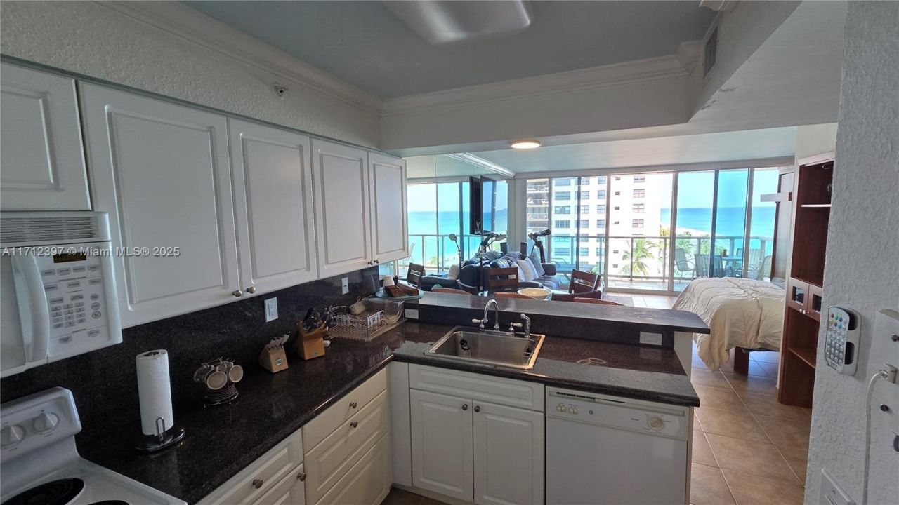 2501 S Ocean Drive, Unit 809, Hollywood, FL 33019 Photo