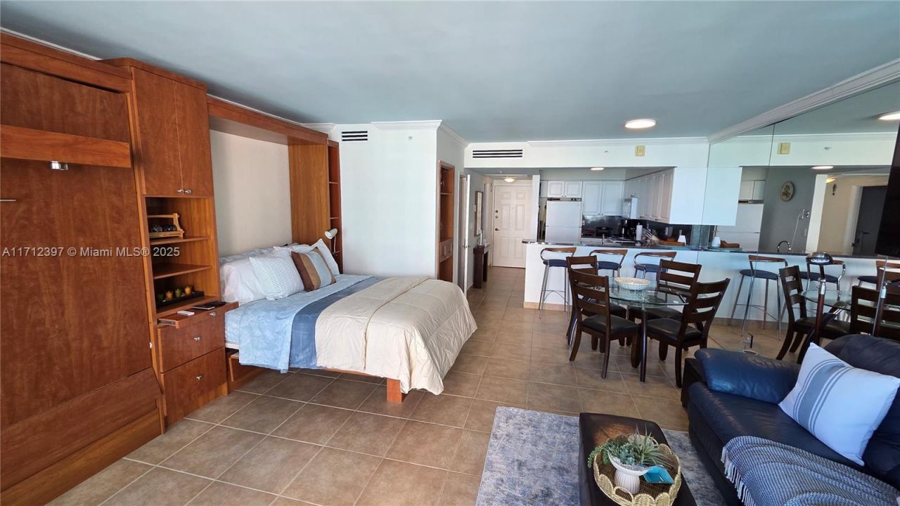 2501 S Ocean Drive, Unit 809, Hollywood, FL 33019 Photo