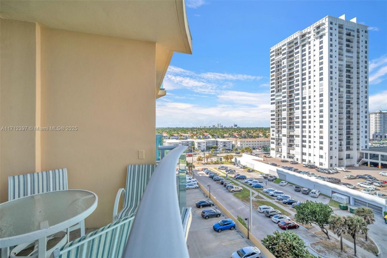 2501 S Ocean Drive, Unit 809, Hollywood, FL 33019 Photo