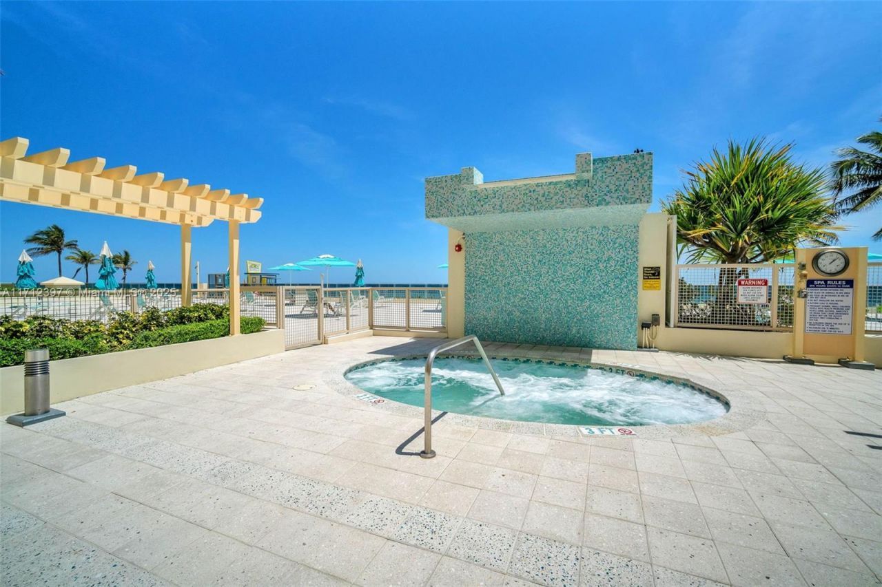 2501 S Ocean Drive, Unit 809, Hollywood, FL 33019 Photo